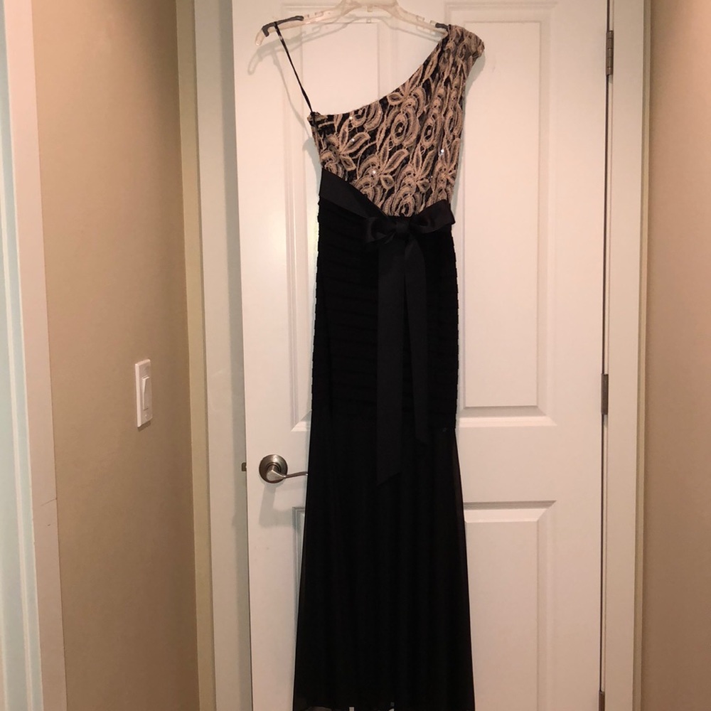 Betsy&Adam evening dress
